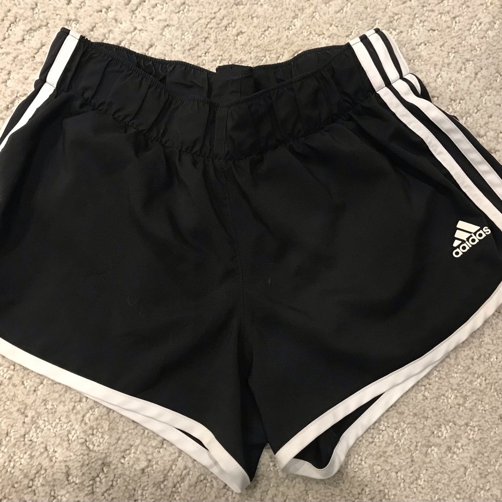 Adidas 3” Black AKTIV Energy Running Shorts Women’s size Small